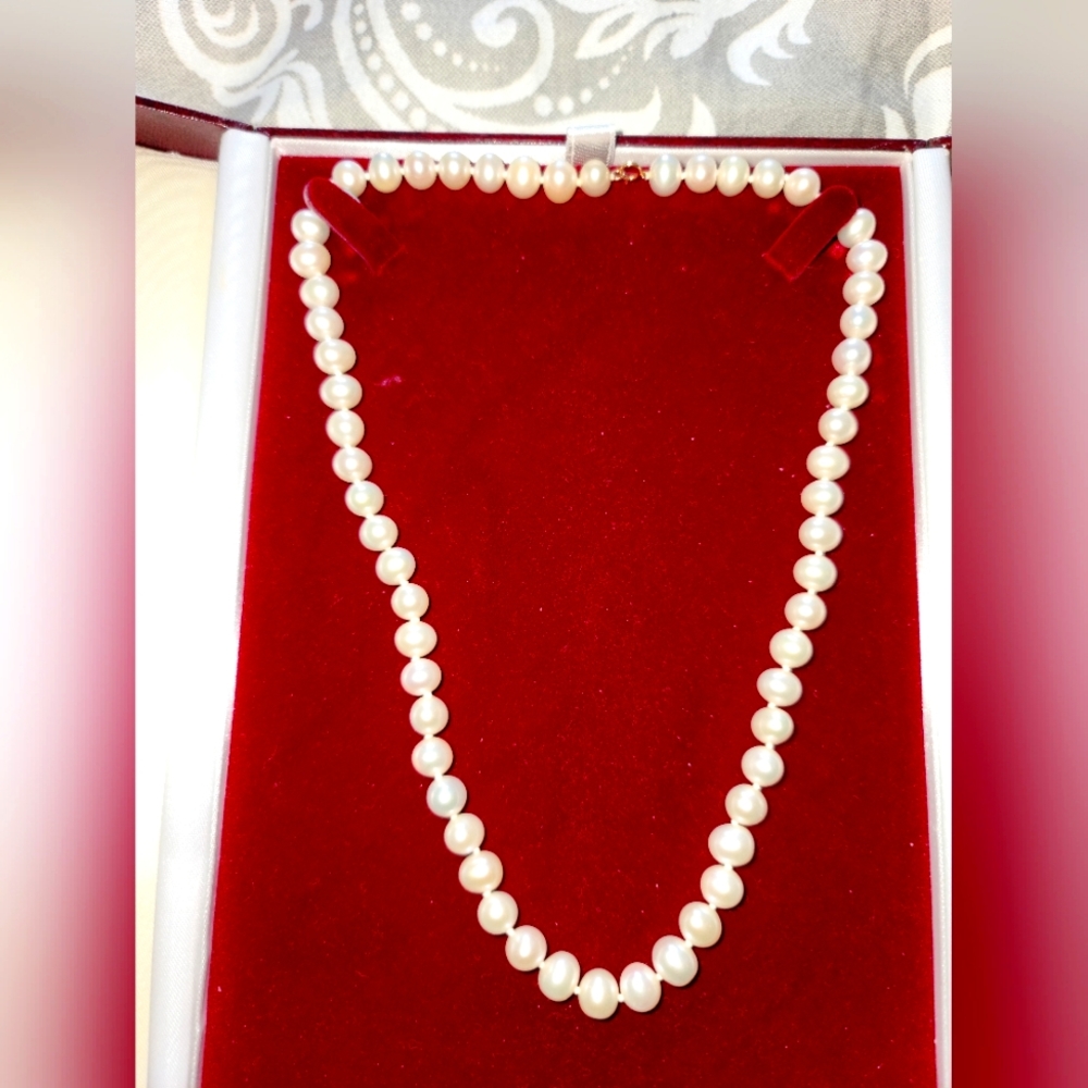 Pearl Necklace